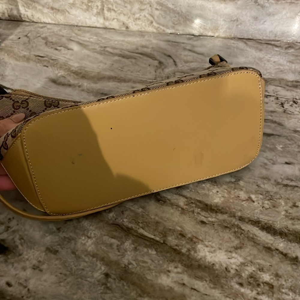 Gucci Purse - Picture 6 of 6
